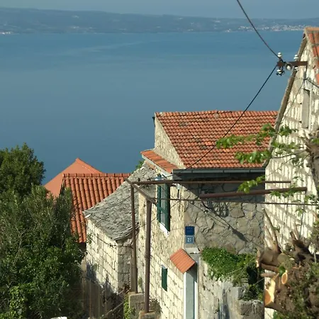 Art House Old Village Apartman Jesenice (Split-Dalmatia)
